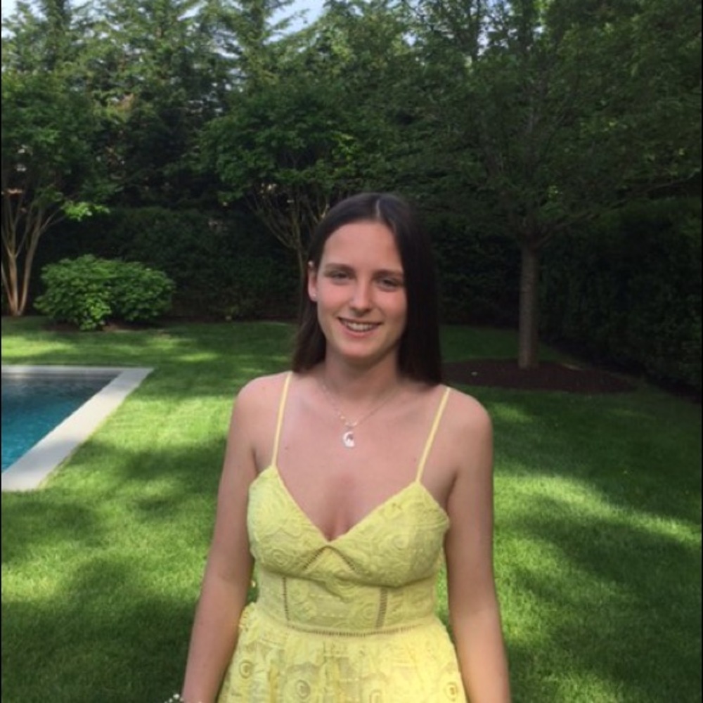 Meet your Posher, Olivia